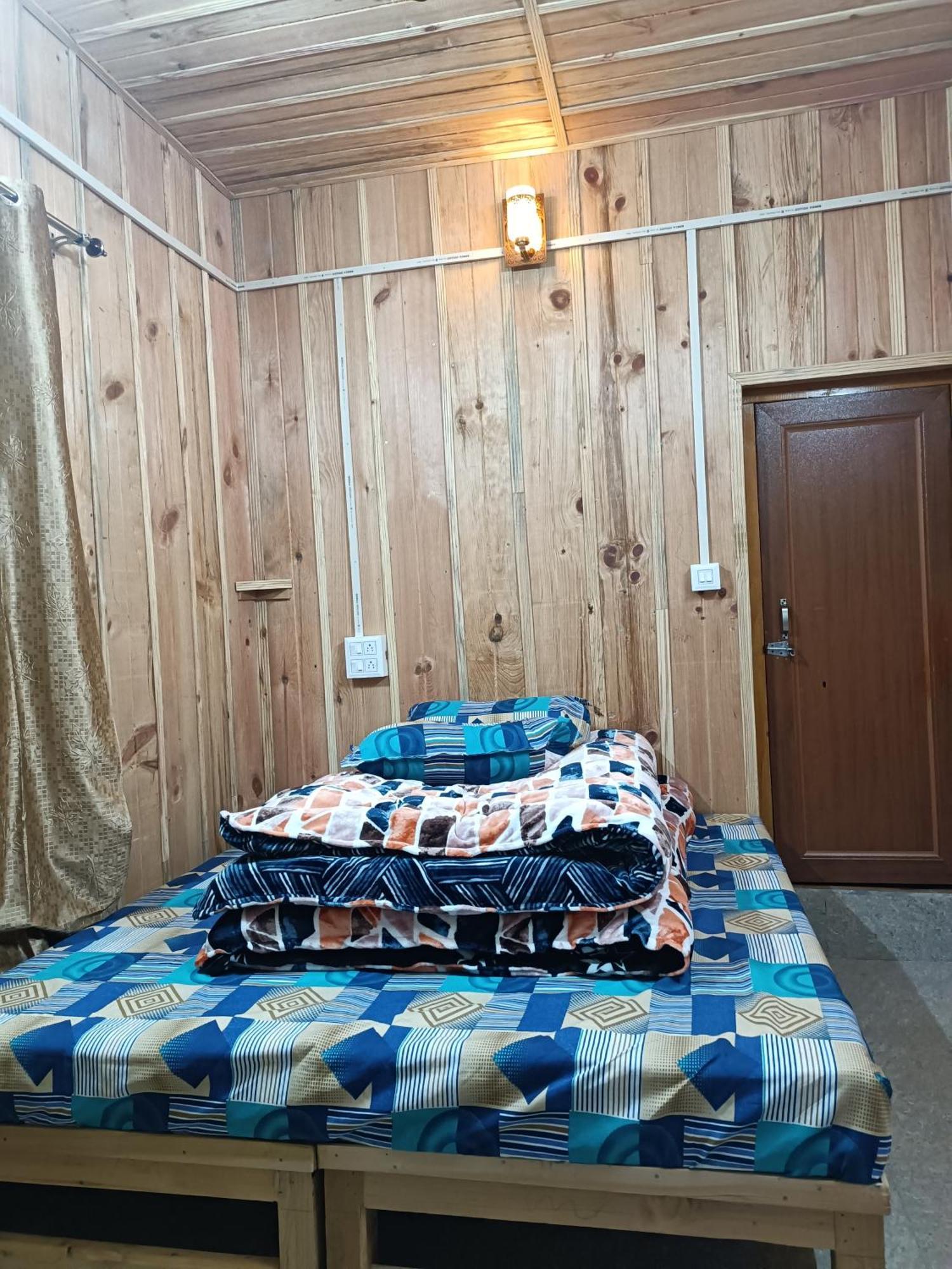 Kanasar Homestay Chakrāta Habitación foto